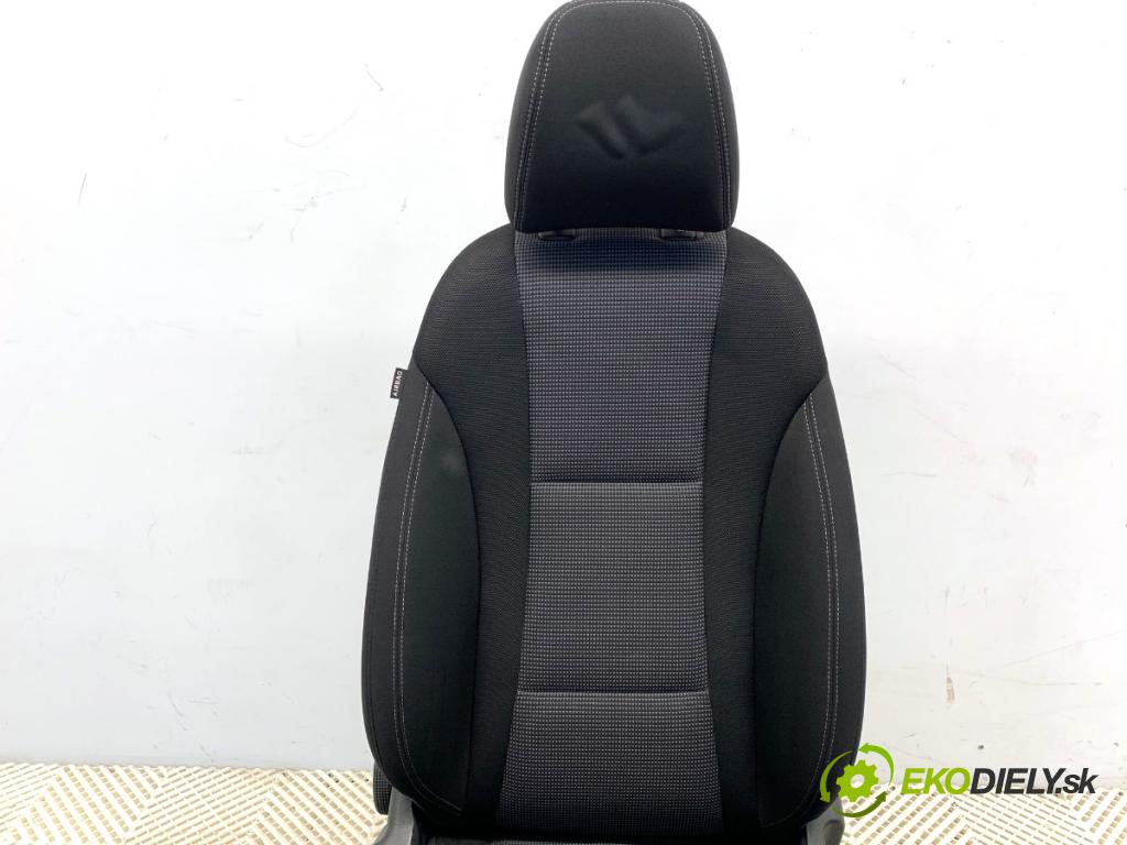 HYUNDAI i30 liftback 2014 74 kW 1.4 1368 Sedadlo pravy predný