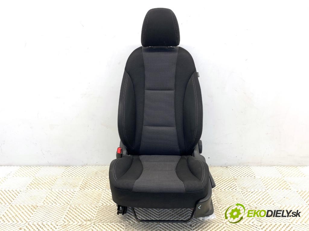 HYUNDAI i30 liftback 2014 74 kW 1.4 1368 Sedadlo ľavy predný 