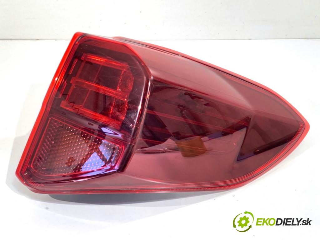 SUZUKI VITARA SUV 2020 95 kW 1.4 Hybrid (Mild Hybrid) 1373 světlo pravý zadní část 