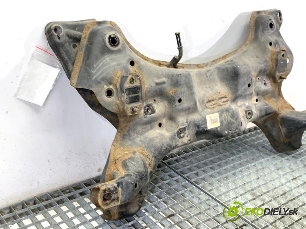 HYUNDAI i30 liftback 2014 74 kW 1.4 1368 Výstuha pod Motor 62401-A6600 (Výstuha predná)