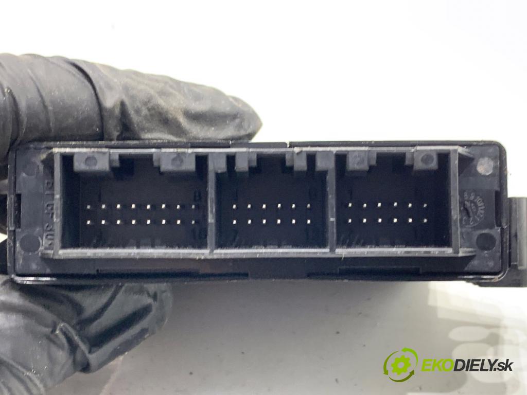 AUDI Q7 4L SUV 2006 171 kW 3.0 TDI quattro 2967 Modul PDC 4F0919283G (Riadiaca jednotka ostatné)