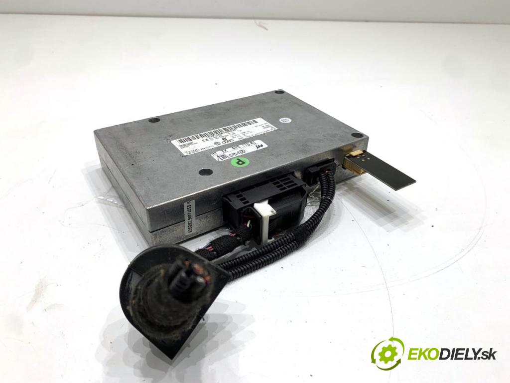 AUDI Q7 4L SUV 2006 171 kW 3.0 TDI quattro 2967 Modul BLUETOOTH 4E0035729 (Riadiaca jednotka ostatné)