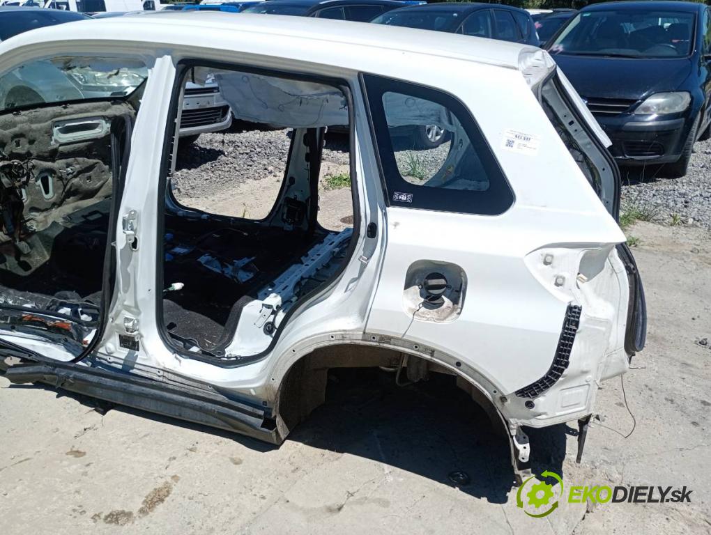 SUZUKI VITARA SUV 2020 95 kW 1.4 Hybrid (Mild Hybrid) 1373 karoséria ČTVRŤÁK: Blatník prah strecha PODŁUŻNICA