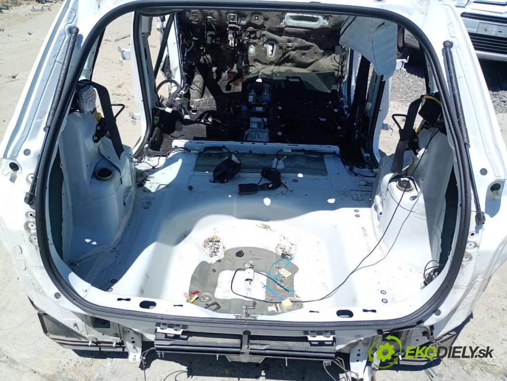 SUZUKI VITARA SUV 2020 95 kW 1.4 Hybrid (Mild Hybrid) 1373 KAROSERIA ČTVRŤÁK blatník práh střecha PODŁUŻNICA