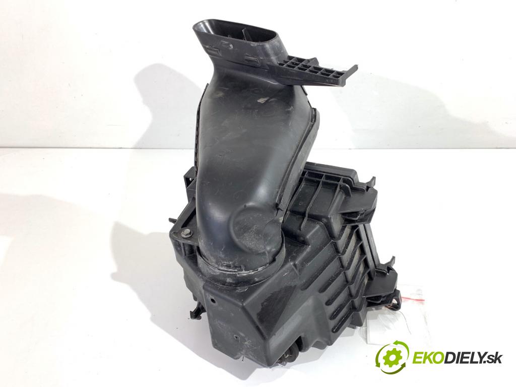 FORD ECOSPORT SUV 2018 92 kW 1.0 EcoBoost 998 Obal filtra vzduchu GN15-9600-CF (Obal vzduchového filtra)