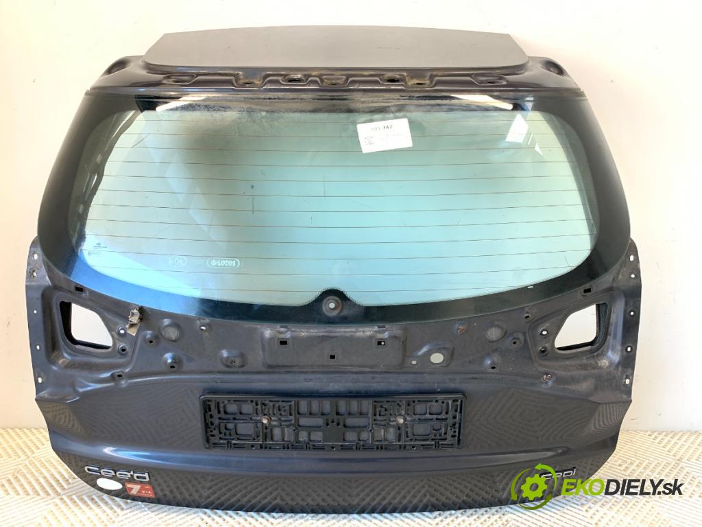KIA CEED Kombi 2013 81 kW 1.6 CRDi 110 1582 kapota zadní část BE