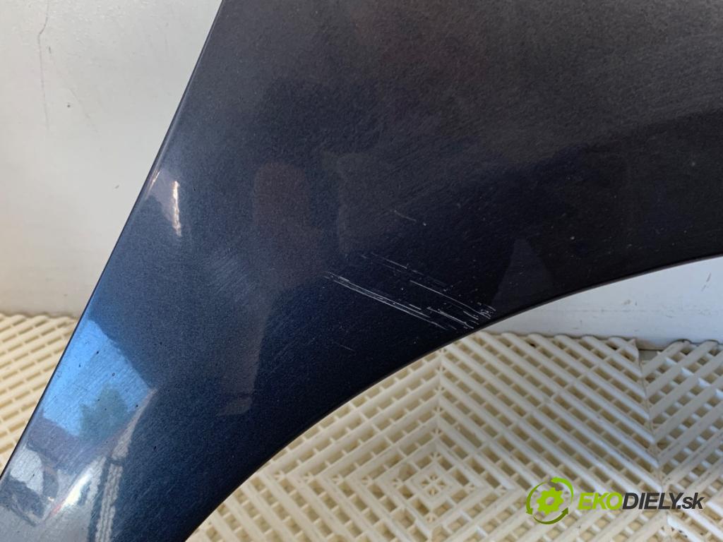 KIA CEED Kombi 2013 81 kW 1.6 CRDi 110 1582 Blatník pravy predný BE