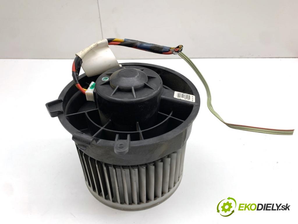 NISSAN QASHQAI J10 SUV 2008 84 kW 1.6 1598 ventilátor kúrenia