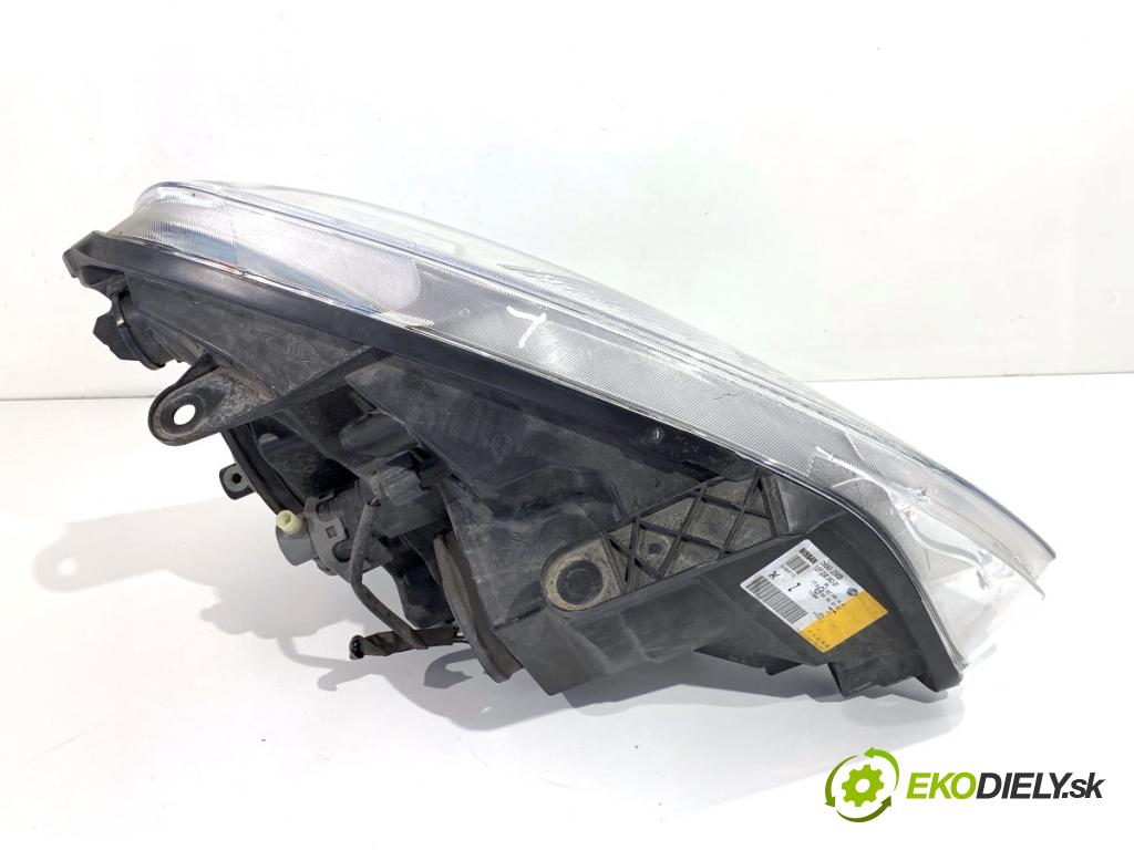 NISSAN QASHQAI J10 SUV 2008 84 kW 1.6 1598 Svetlomet ľavy predný 26060JD90B