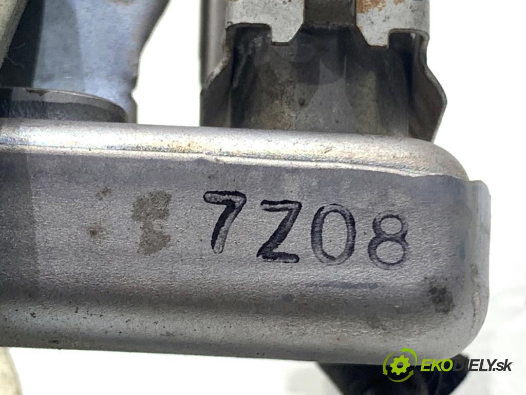 NISSAN QASHQAI J10 SUV 2008 84 kW 1.6 1598 Lišta vstrekovacia FBY1160 (Vstrekovacia lišta)