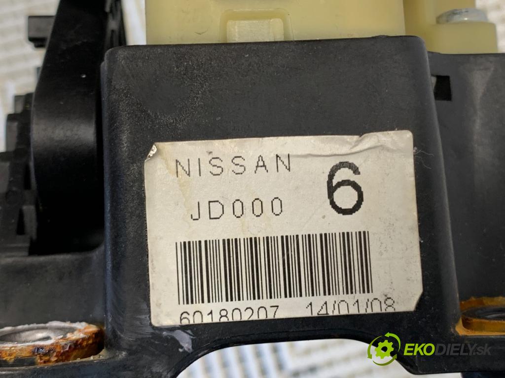 NISSAN QASHQAI J10 SUV 2008 84 kW 1.6 1598 Kulisa (Rýchlostná páka (kulisa))