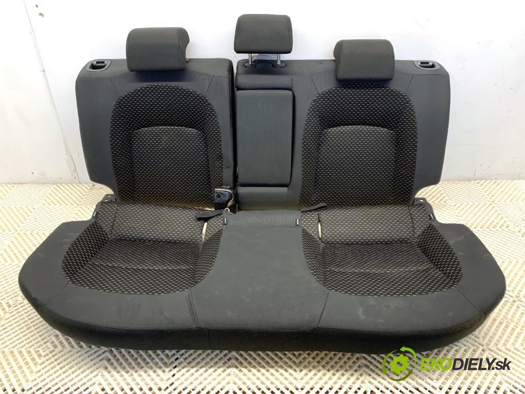 NISSAN QASHQAI J10 SUV 2008 84 kW 1.6 1598 Sedadlo druhý rad