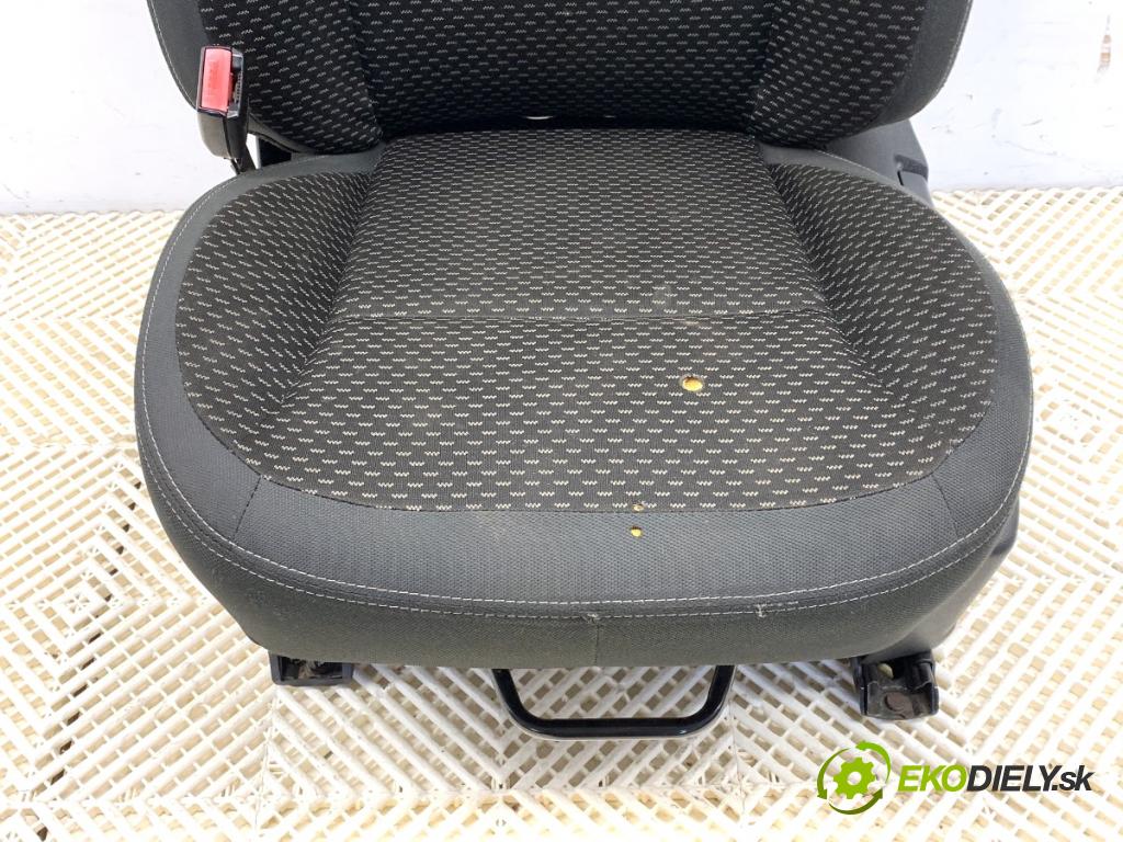 NISSAN QASHQAI J10 SUV 2008 84 kW 1.6 1598 Sedadlo ľavy predný