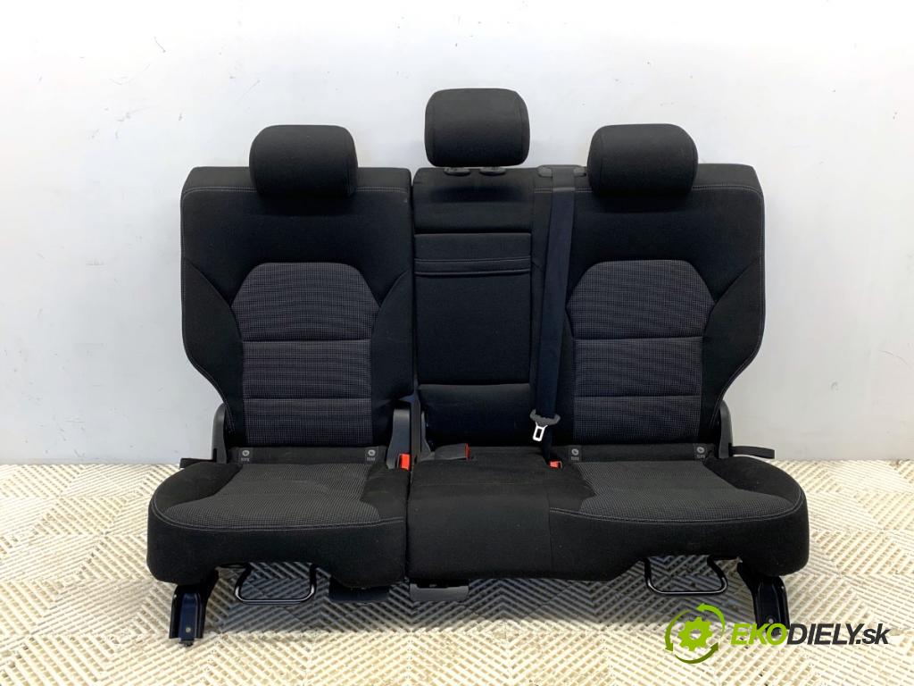 MERCEDES-BENZ W246 liftback 2012 100 kW B 200 CDI (246.201) 1796 Sedadlo druhý rad 