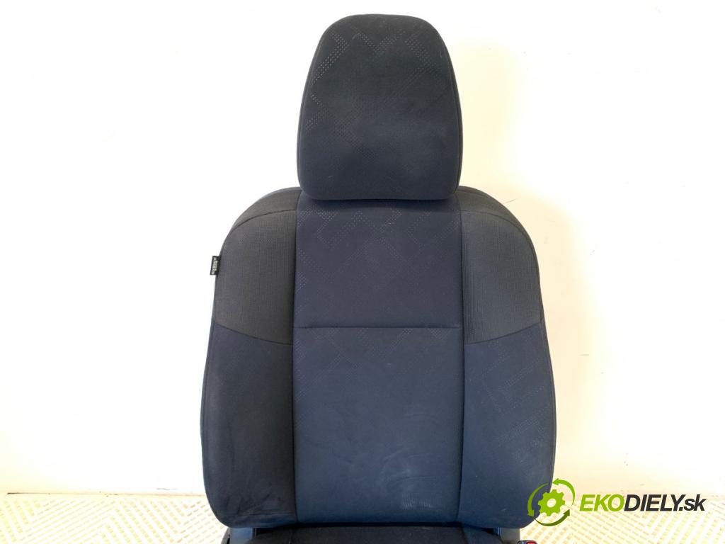 HONDA CIVIC IX liftback 2012 73 kW 1.4 i-VTEC (FK1) 1339 Sedadlo pravy predný