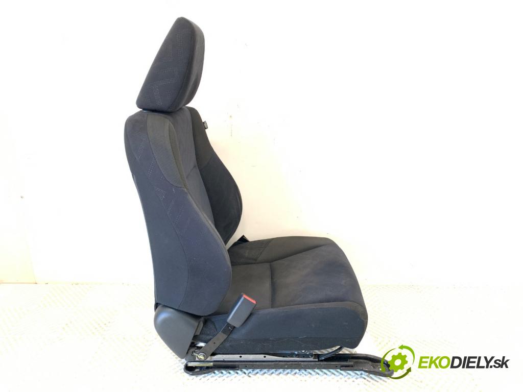 HONDA CIVIC IX liftback 2012 73 kW 1.4 i-VTEC (FK1) 1339 Sedadlo ľavy predný