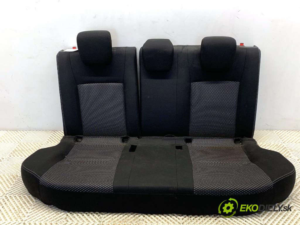 SUZUKI VITARA SUV 2016 88 kW 1.6 (APK 416) 1586 Sedadlo druhý rad 