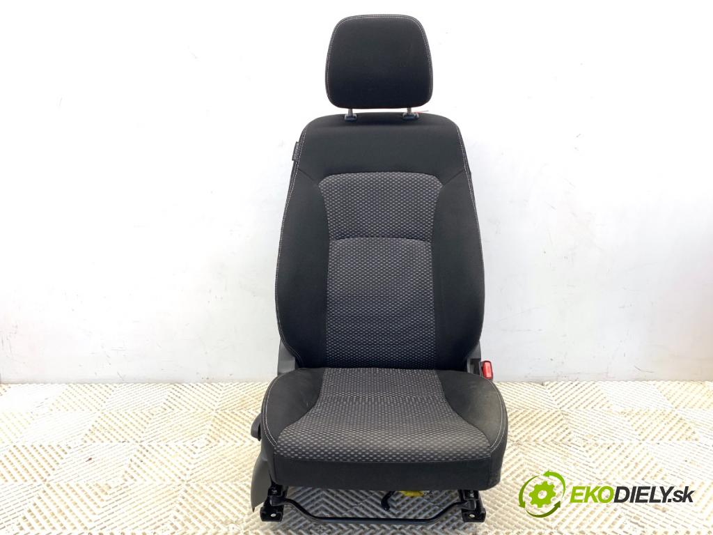 SUZUKI VITARA SUV 2016 88 kW 1.6 (APK 416) 1586 Sedadlo pravy predný 