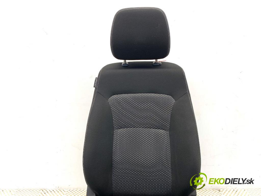 SUZUKI VITARA SUV 2016 88 kW 1.6 (APK 416) 1586 Sedadlo pravy predný