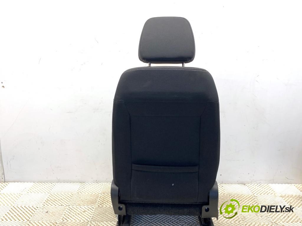 SUZUKI VITARA SUV 2016 88 kW 1.6 (APK 416) 1586 Sedadlo pravy predný