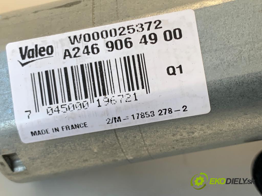 MERCEDES-BENZ W246 liftback 2012 100 kW B 200 CDI (246.201) 1796 Motor stieračov zad A2469064900