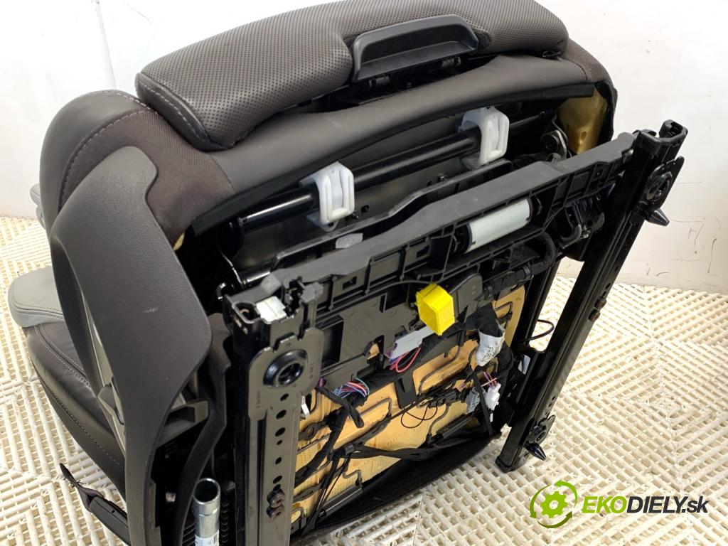 RENAULT ESPACE V nadwozie wielkoprzestrzenne (MPV) 2017 118 kW 1.6 dCi 160 1598 Sedadlá, sedačky Sedadlo bočné