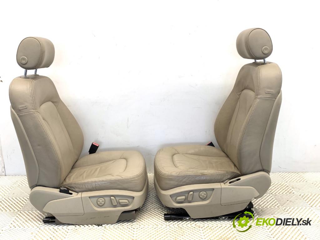 AUDI Q7 4L SUV 2008 176 kW 3.0 TDI quattro 2967 Sedadlá, sedačky Sedadlo bočné