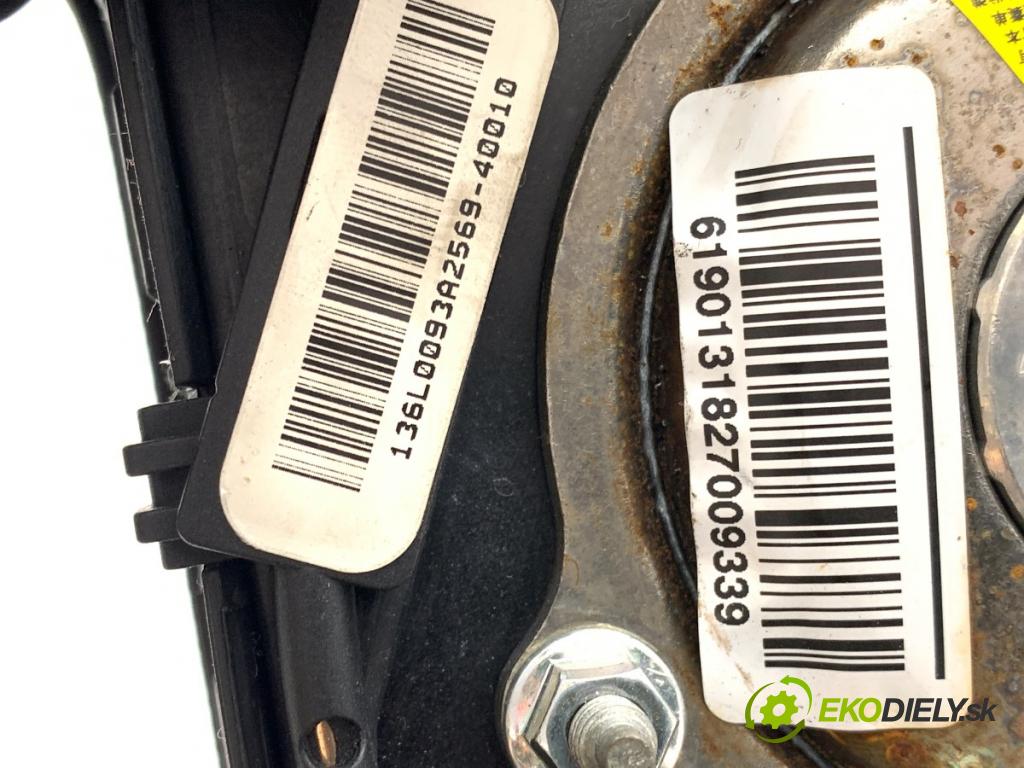 KIA CEED Kombi 2013 81 kW 1.6 CRDi 110 1582 AirBag volantu  (Airbag)