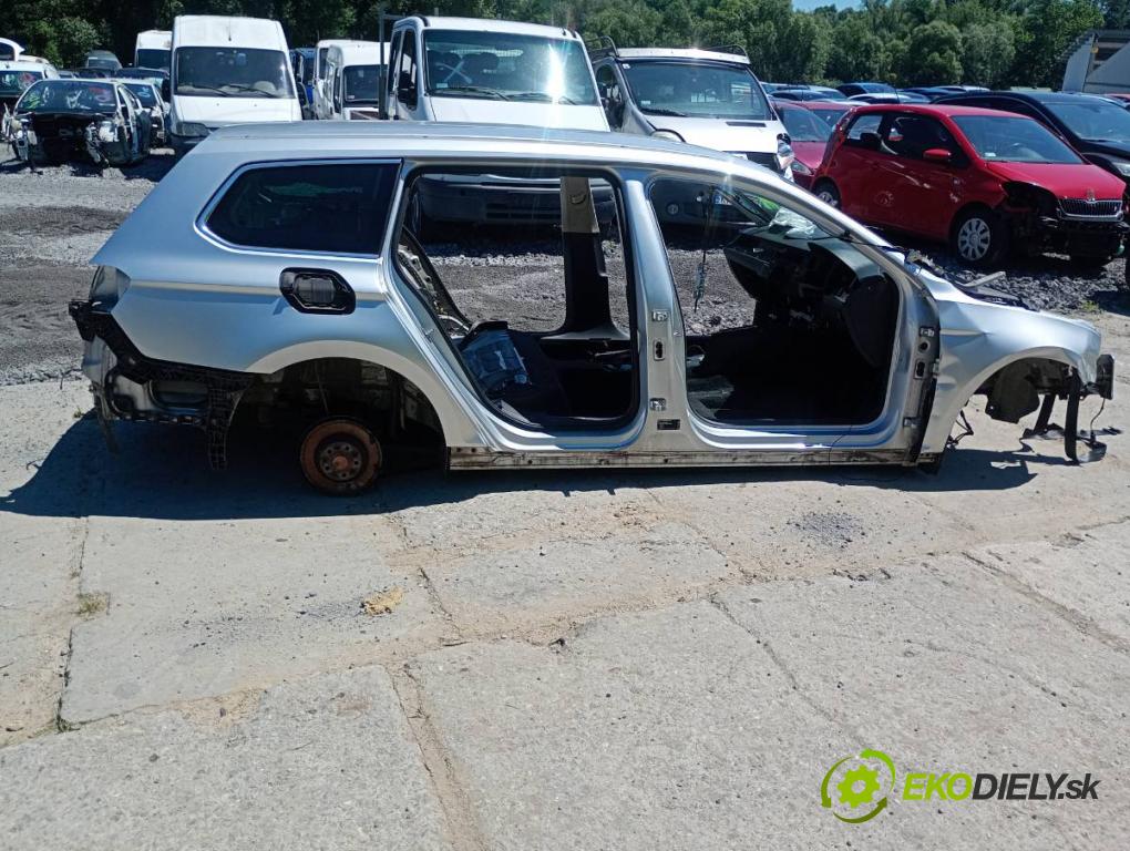VW PASSAT B8 Kombi 2014 110 kW 2.0 TDI 1968 karoséria ČTVRŤÁK: Blatník prah strecha PODŁUŻNICA