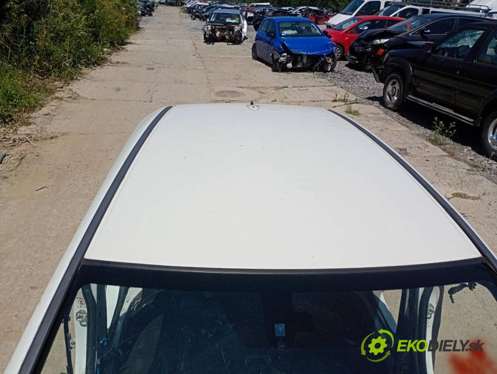 HONDA CIVIC IX liftback 2012 73 kW 1.4 i-VTEC (FK1) 1339 karoséria ČTVRŤÁK: Blatník prah strecha PODŁUŻNICA