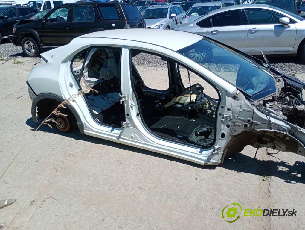HONDA CIVIC IX liftback 2012 73 kW 1.4 i-VTEC (FK1) 1339 karoséria ČTVRŤÁK: Blatník prah strecha PODŁUŻNICA