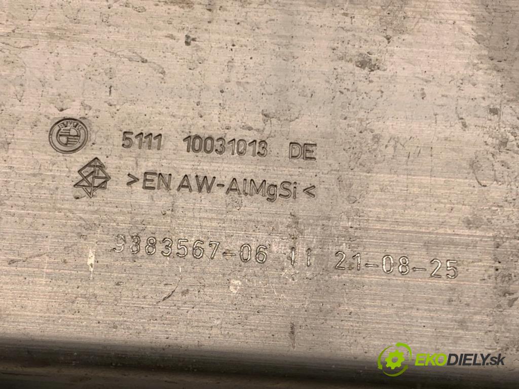 BMW 1  2025 110 kW 118d 110 kW [150 KM] 1995 držák mačkání přední část levá strana 9883567