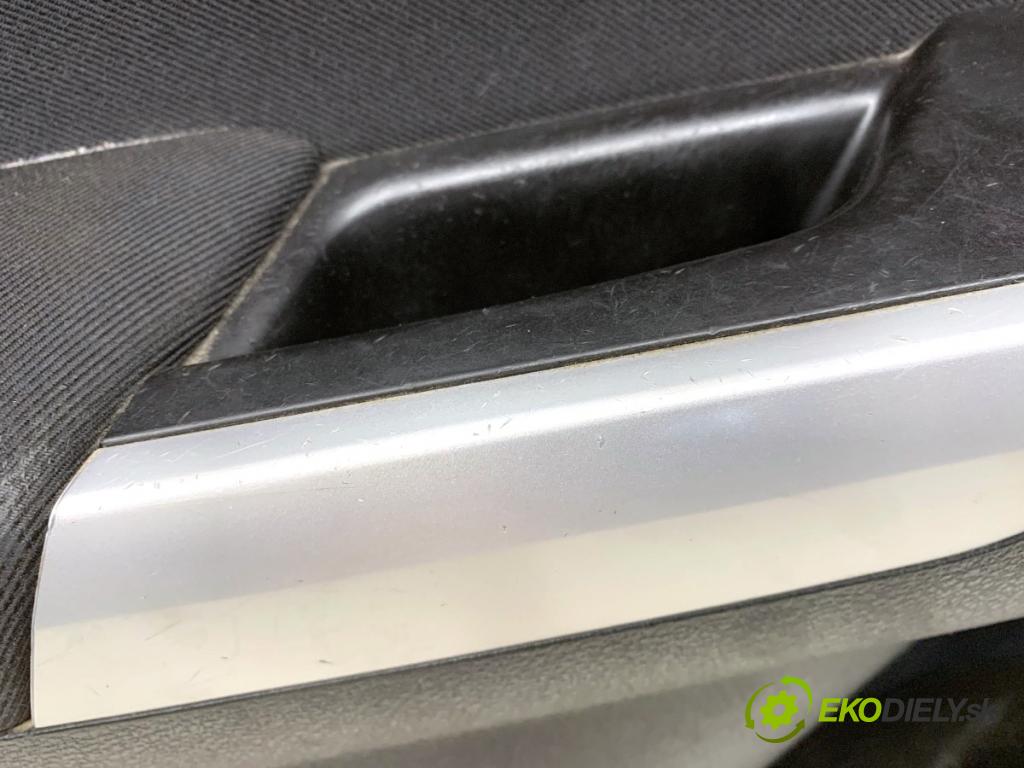 SUZUKI VITARA SUV 2016 88 kW 1.6 (APK 416) 1586 čalúnenie Dvere ľavy predný