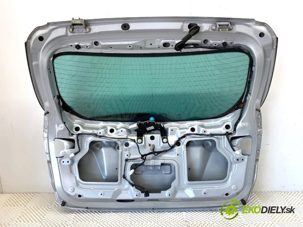 HYUNDAI ix35 SUV 2011 120 kW 2.0 1998 kapota zad 9S