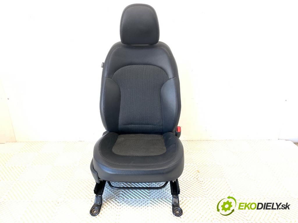 HYUNDAI ix35 SUV 2011 120 kW 2.0 1998 Sedadlo pravy predný 