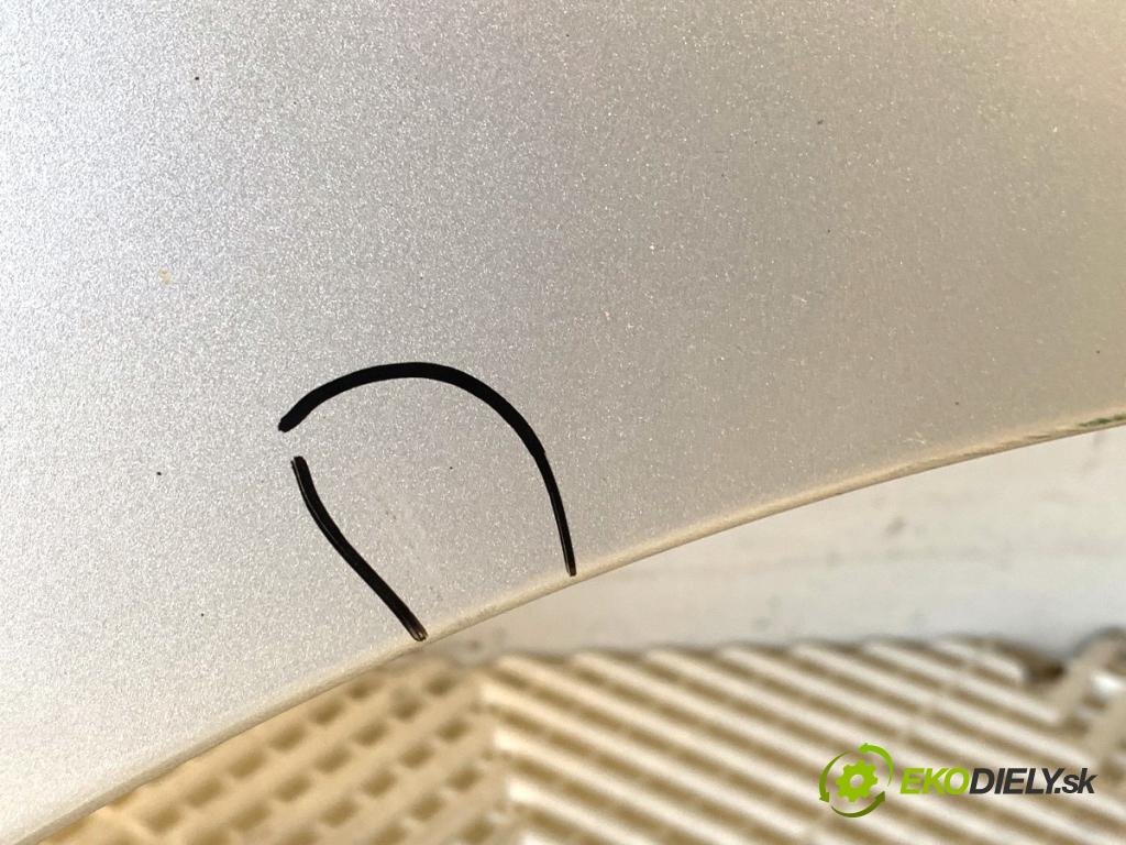 HYUNDAI ix35 SUV 2011 120 kW 2.0 1998 Blatník pravy predný