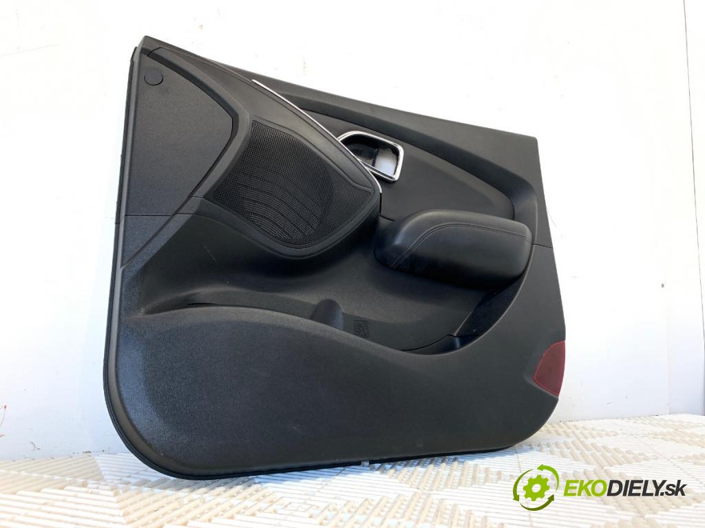 HYUNDAI ix35 SUV 2011 120 kW 2.0 1998 čalúnenie Dvere pravy predný