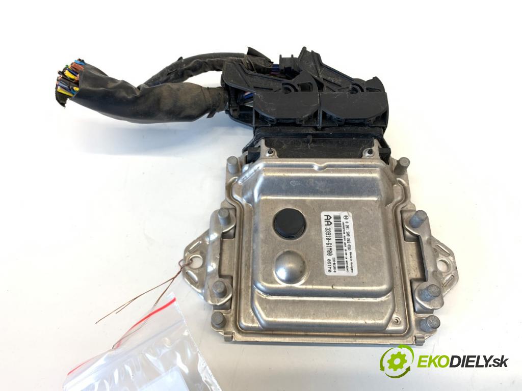 SUZUKI VITARA SUV 2016 88 kW 1.6 (APK 416) 1586 riadiaca jednotka Motor 33910-61M00 (Riadiaca jednotka)