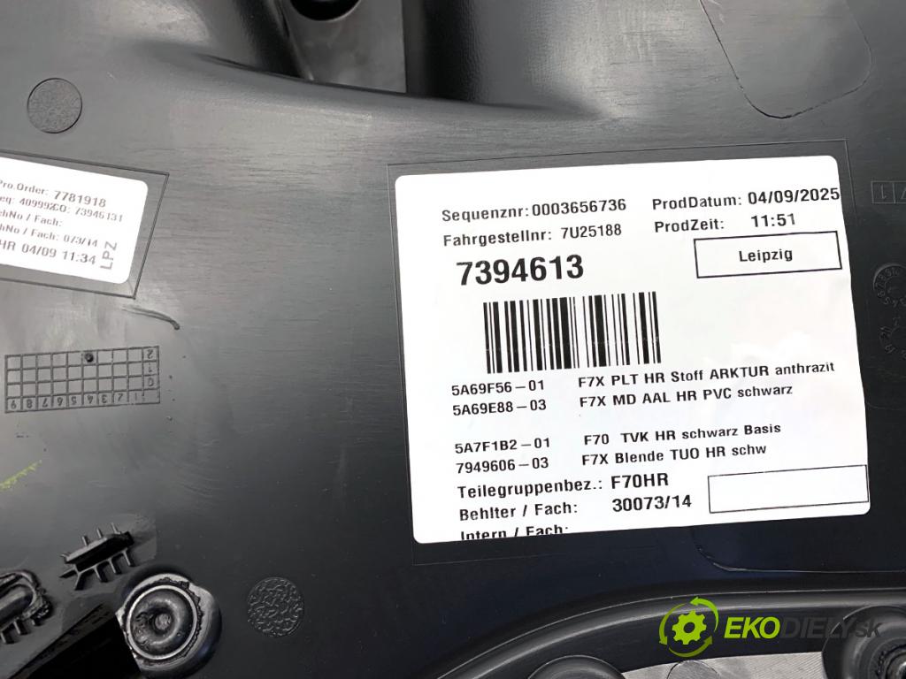 BMW 1  2025 110 kW 118d 110 kW [150 KM] 1995 čalúnenie Dvere pravy zad