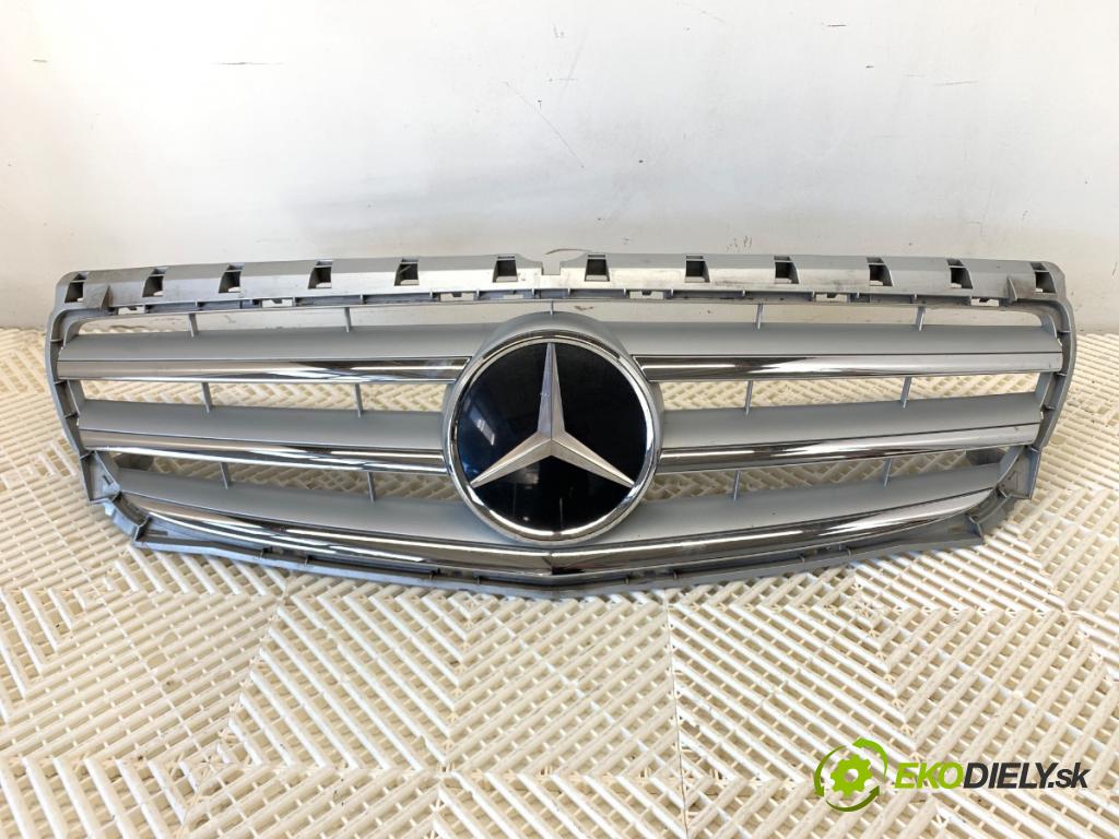 MERCEDES-BENZ W246 liftback 2012 100 kW B 200 CDI (246.201) 1796 Mriežka maska A2468880160 (Mriežka predná (maska chladiča))
