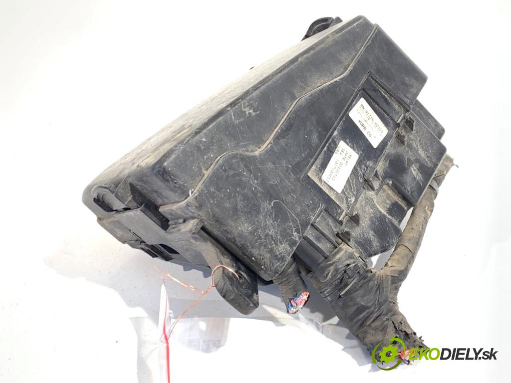 KIA CEED Kombi 2013 81 kW 1.6 CRDi 110 1582 Skrinka poistková 91216-A2322 (Poistková skrinka)