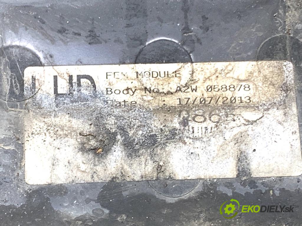 KIA CEED Kombi 2013 81 kW 1.6 CRDi 110 1582 Držiak predný (Výstuha predná)