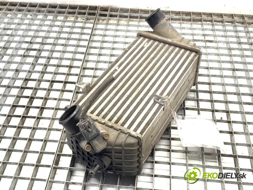 KIA CEED Kombi 2013 81 kW 1.6 CRDi 110 1582 intercooler 28270-2A770 (Intercooler (chladič nasávaného vzduchu))