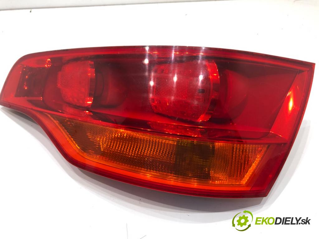 AUDI Q7 4L SUV 2008 176 kW 3.0 TDI quattro 2967 světlo pravý zadní část 4L0945094