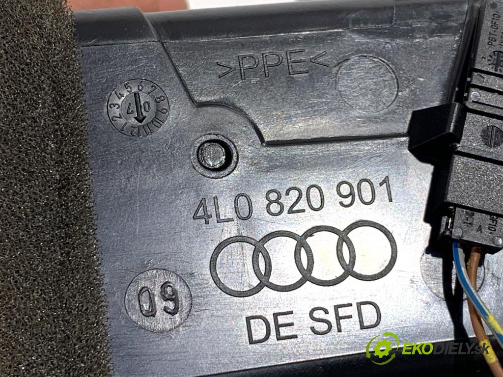 AUDI Q7 4L SUV 2008 176 kW 3.0 TDI quattro 2967 Mriežky kúrenia pravy predný 4L0820901