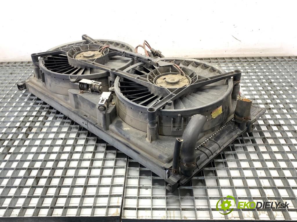 VW TRANSPORTER T4 Autobus 2000 50 kW 1.9 TD 1896 Chladič vody 7D0121207 7M0121183 (Chladič vody)