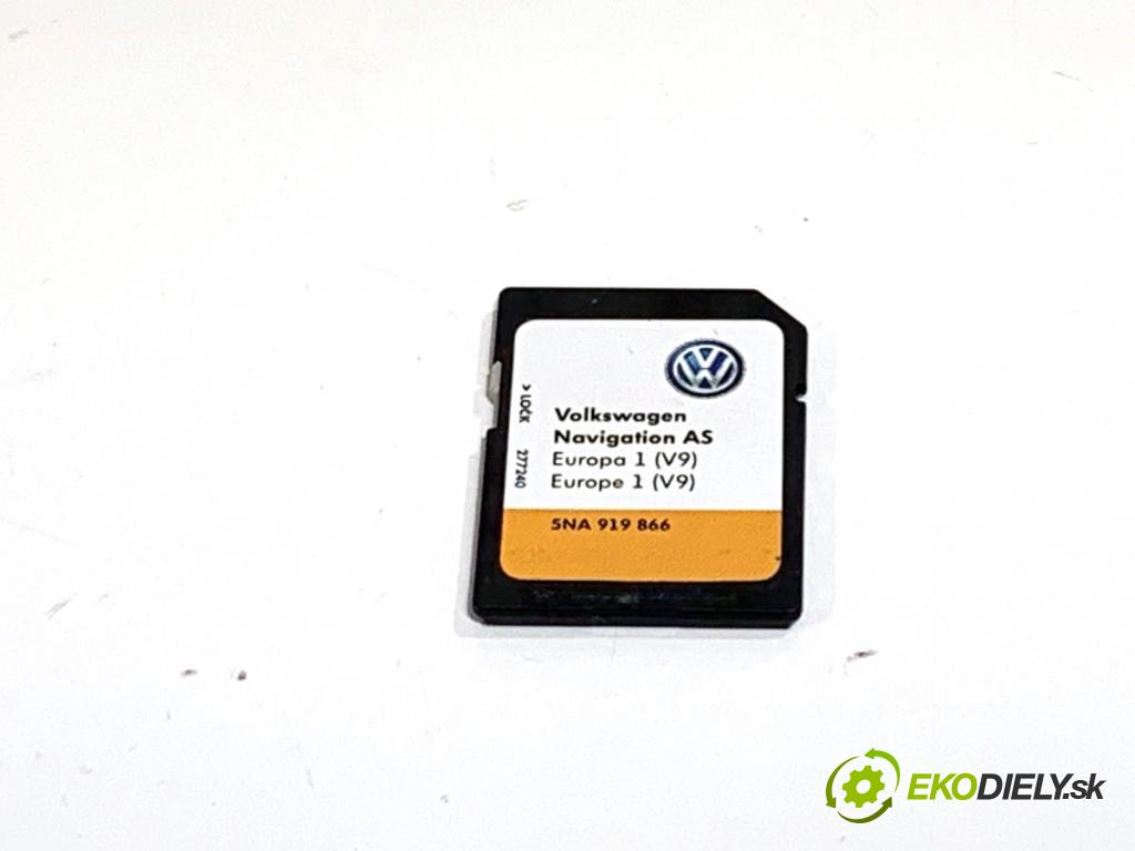 VW PASSAT B8 sedan 2018 110 kW 2.0 TDI 1968 KARTA: navigácie SD 5NA919866