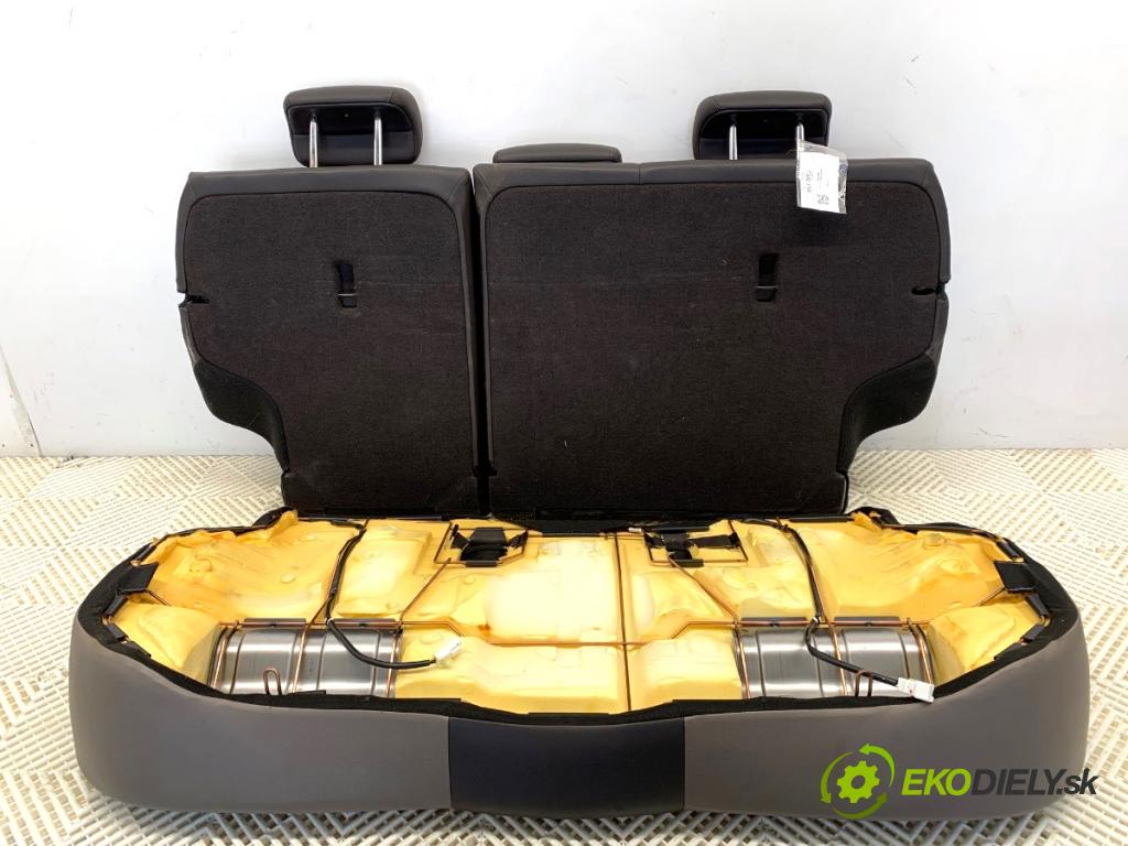 HYUNDAI ix35 SUV 2012 99 kW 1.6 1591 sedadlo druhý VLÁDA: