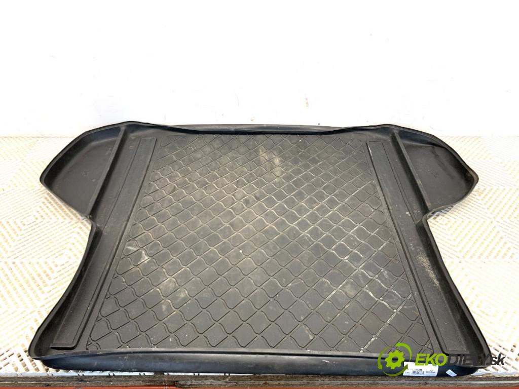 TOYOTA AVENSIS T27 Kombi 2011 108 kW 1.8 (ZRT271_) 1798 KRYTINA: kufra 