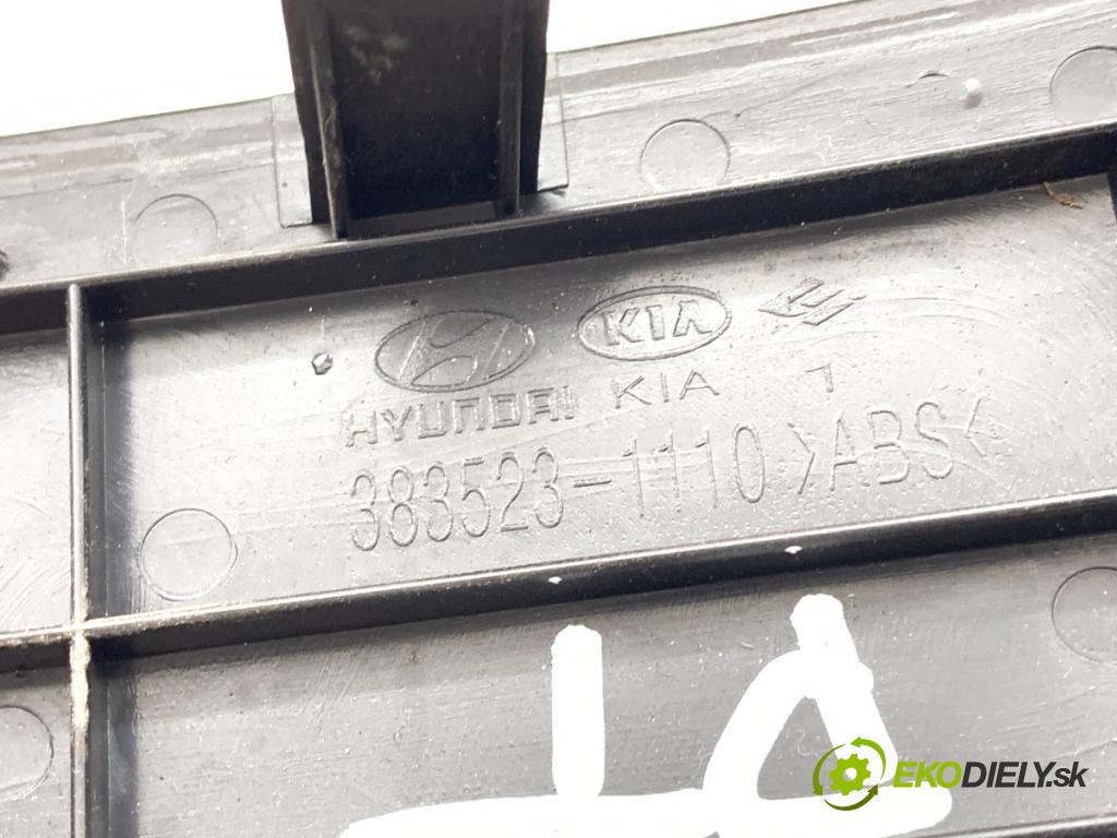 HYUNDAI ix35 SUV 2012 99 kW 1.6 1591 Prepínač ohrievania, vyhrievania sedačky 93580-2S610 (Prepínacie páčky pod volantom)